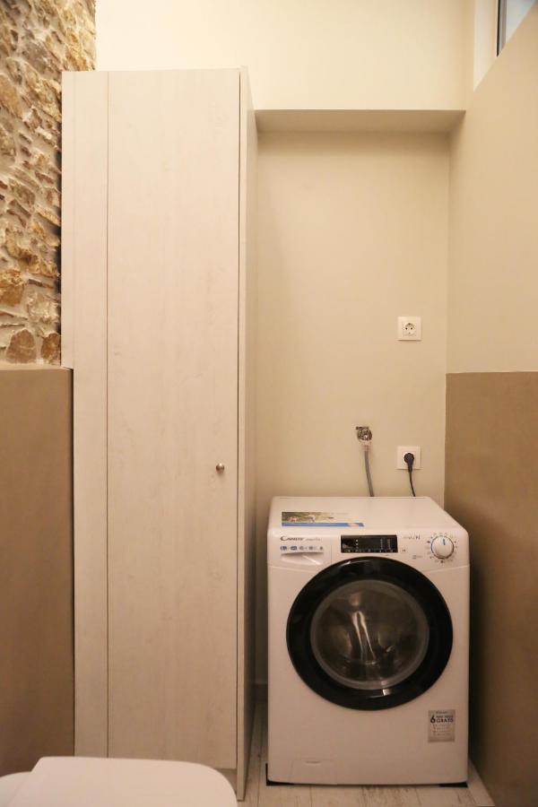 One Suite Syros Ermoupoli Bagian luar foto
